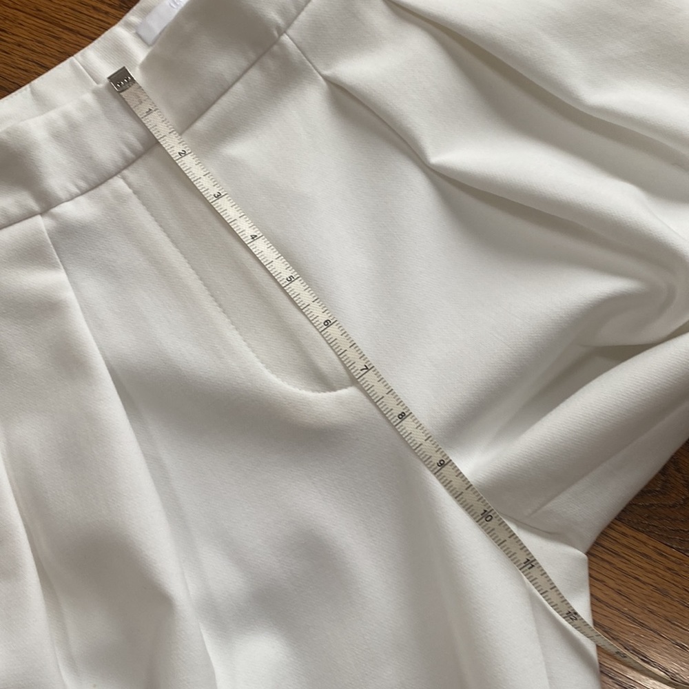 Hugo Boss White Pants size us4 - Picture 6 of 9